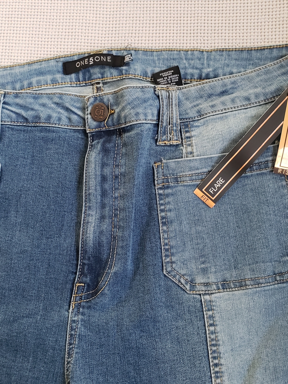 one 5 one Two-Tone Blue Patchwork Flare Jeans 20W Long - Picture 4 of 12